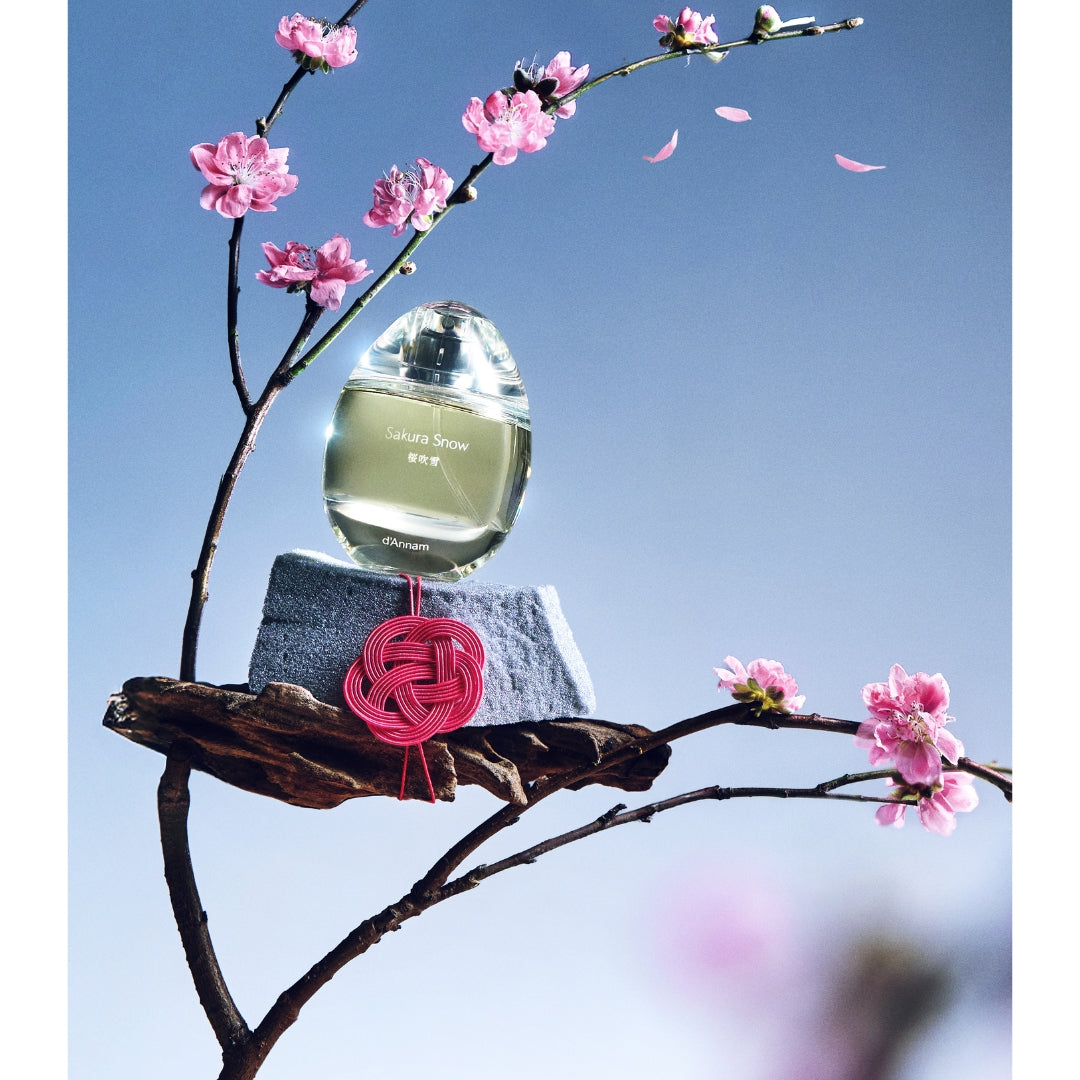 Sakura Snow 桜吹雪 by d'Annam | Ministry of Scent