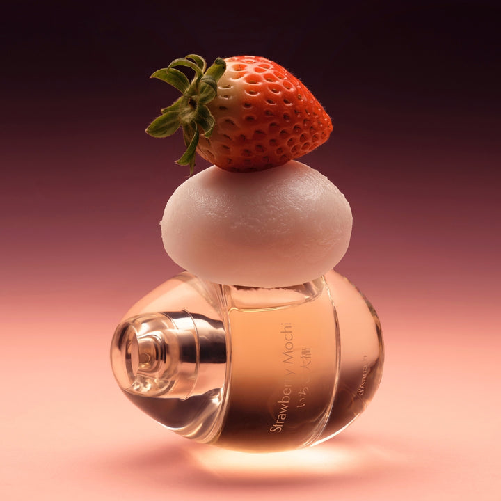 Strawberry Mochi いちご大福 by d'Annam | Ministry of Scent